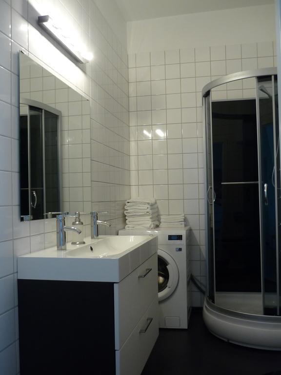 Bla Flagg Apartment Kopingsvik Room photo